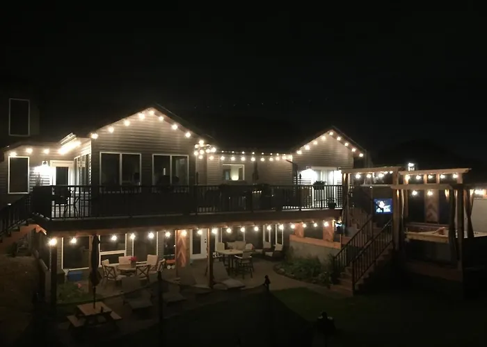 Dragonfly Inn Walkout Suites