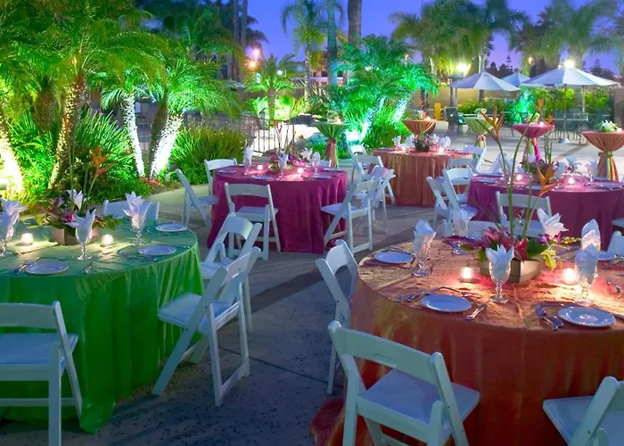Doubletree By Hilton Bayside