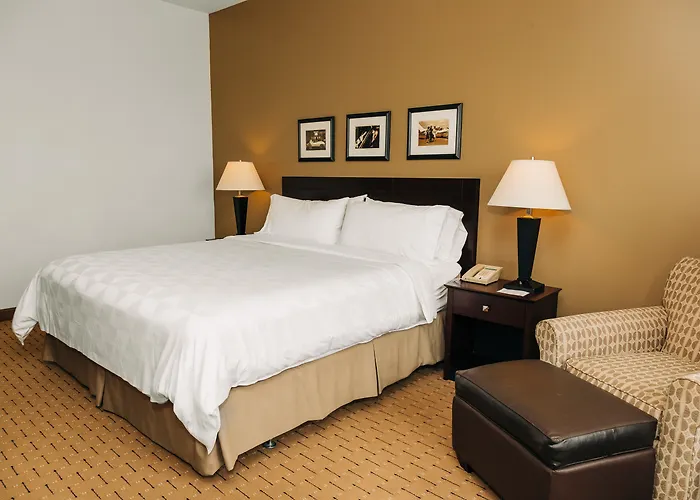 Holiday Inn San Salvador, an IHG Hotel