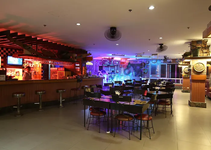 Crown Regency Hotel & Towers