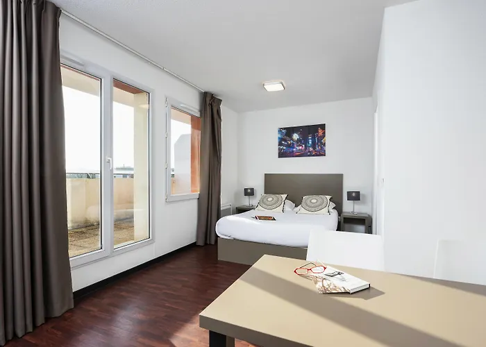 Ténéo Apparthotel Talence