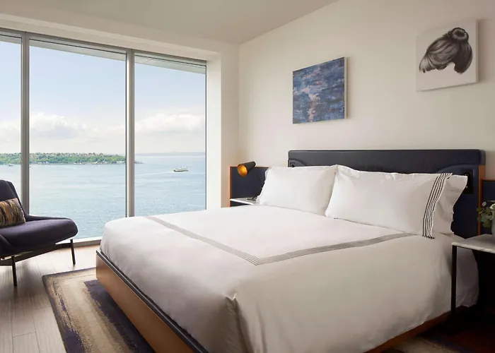 Thompson Seattle, By Hyatt