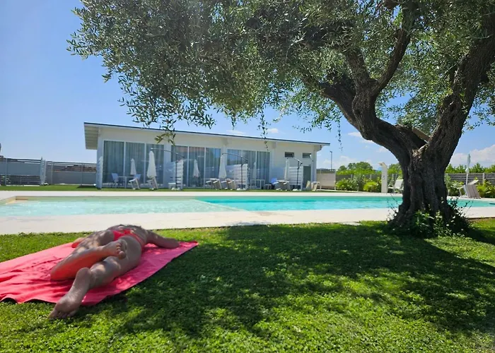 Pool Suite - Città Bianca