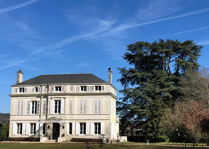 La maison au cèdre Marsac-sur-l'Isle