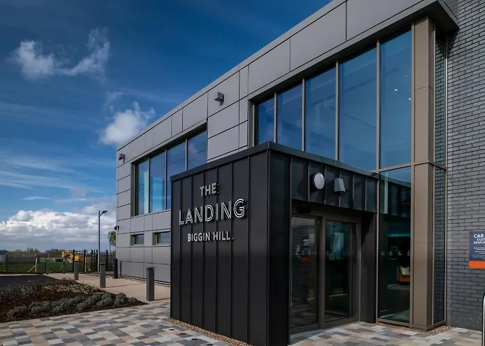 The Landing Hotel
