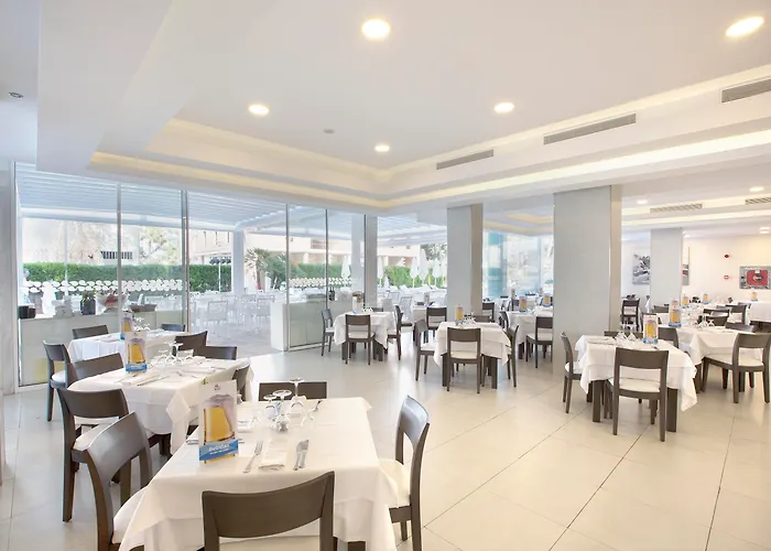 Mar Hotels Playa De Muro Suites