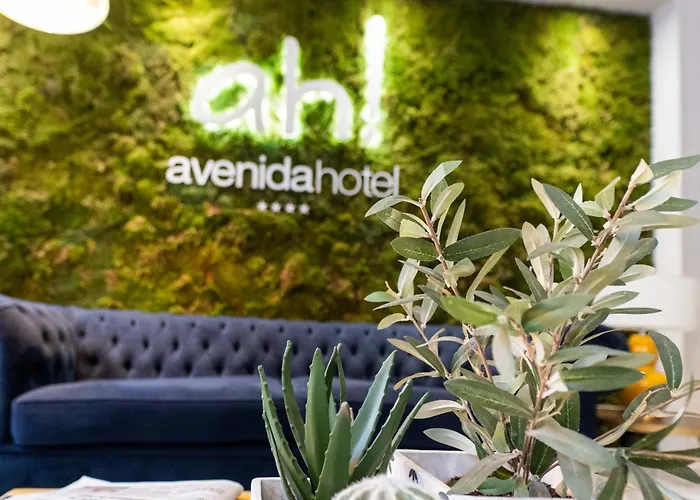 Avenida Hotel Almería