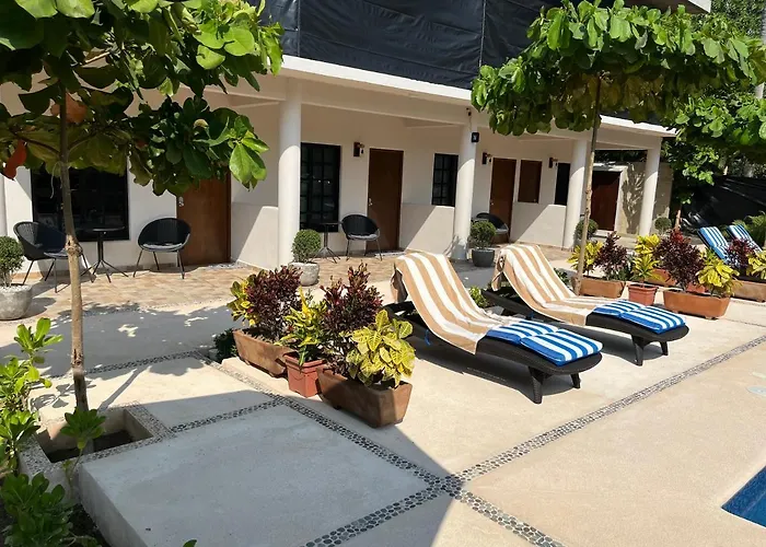 Natura Hotel & Villas