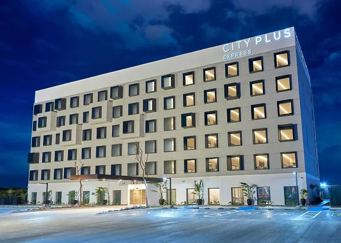 City Express Plus By Marriott Mazatlan