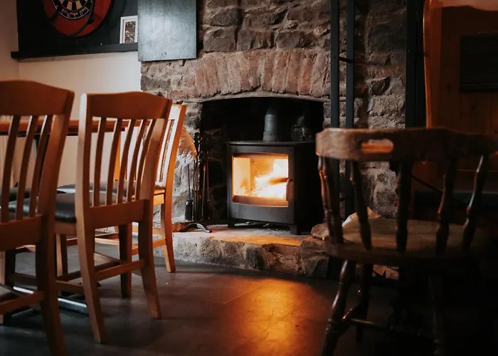 The Fox And Hounds Bed & Breakfast Bancyfelin