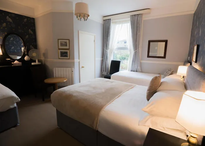 Maison Dieu Guest House