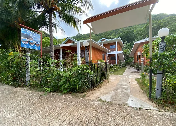 Anse Grosse Roche Beach Villa