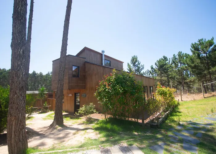 Bukubaki Eco Surf Hotel Ferrel 