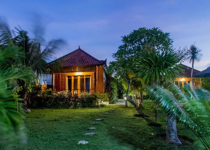 D'Muncuk Huts Lembongan