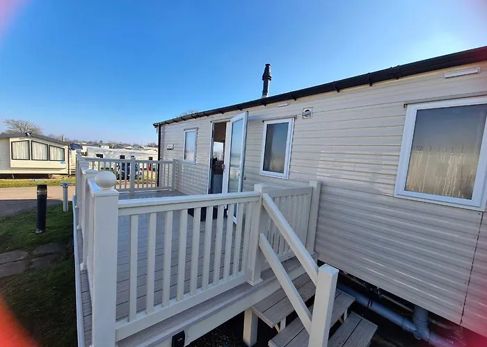 Happy Days Caravan 90 Primrose Field Primrose Valley
