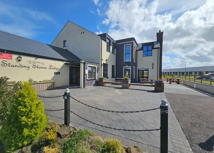 Standing Stones Lodge