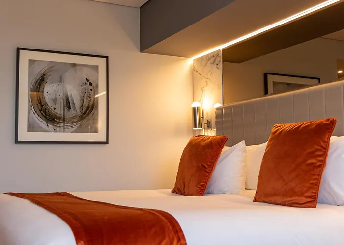 Hotel La Tour Milton Keynes