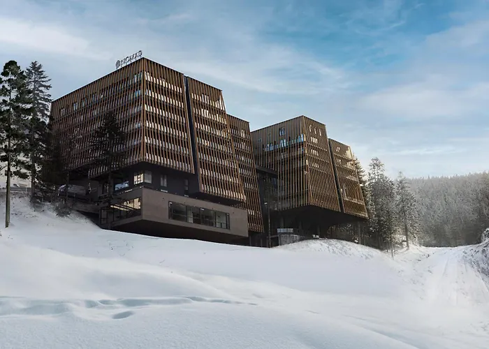 Hotel Nomad