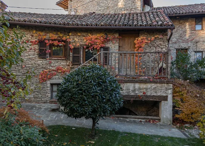 Number 10 Locanda B&B Belvedere Langhe