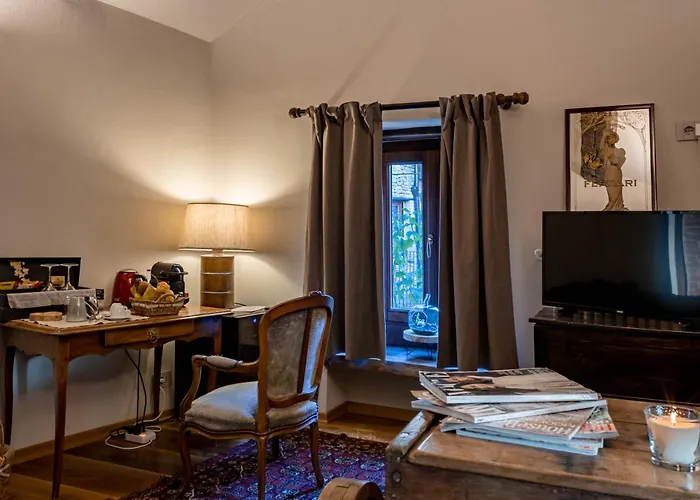 Number 10 Locanda B&B
