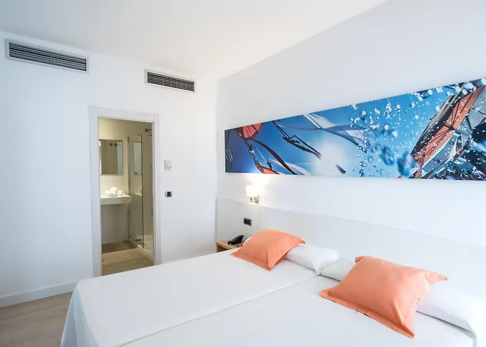 Thb Ocean Beach - Adults Only San Antonio Abad