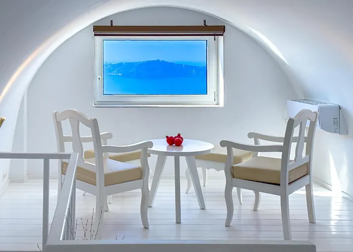 Reverie Santorini