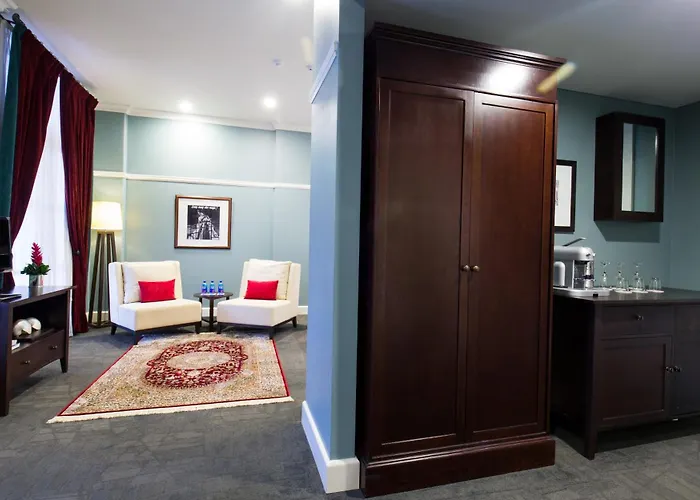 Grand Pacific Hotel