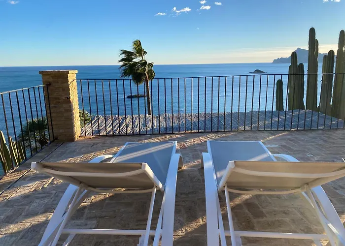 El jardin Botánico Villa LUZ Altea