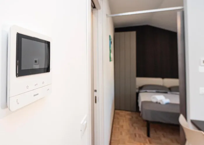 Stay Apartments Venezian
