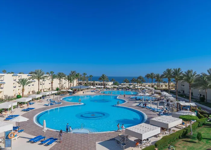 Grand Oasis