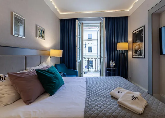 Hotel Teatro Boutique Old Town - Destigo Hotels