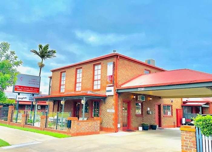 Early Australian Motor Inn