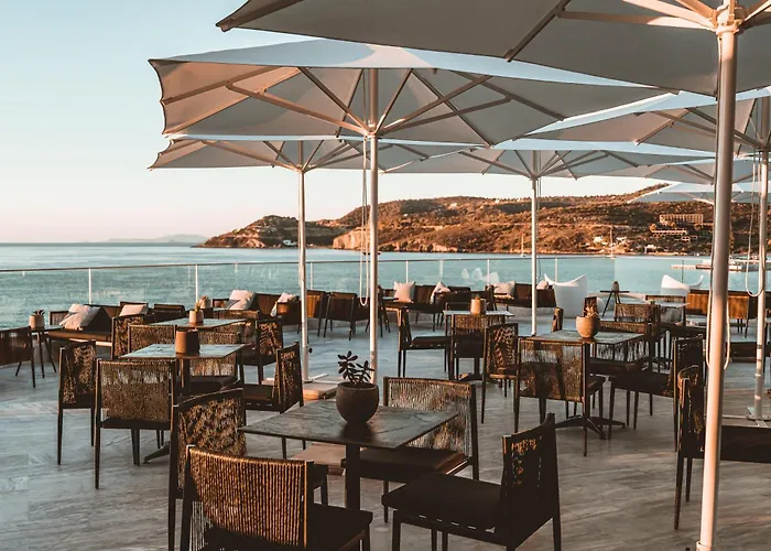Apollo Resort Agia Marina 