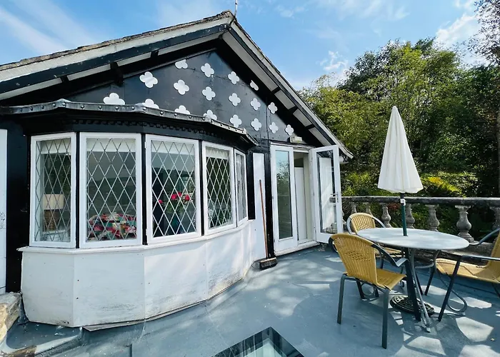 Pentre Cerrig Country House
