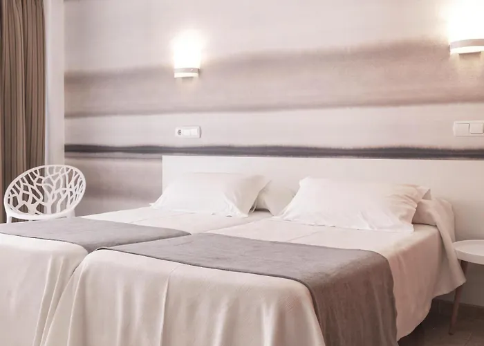 Kaktus Hotel Volga (Adults Only) Calella
