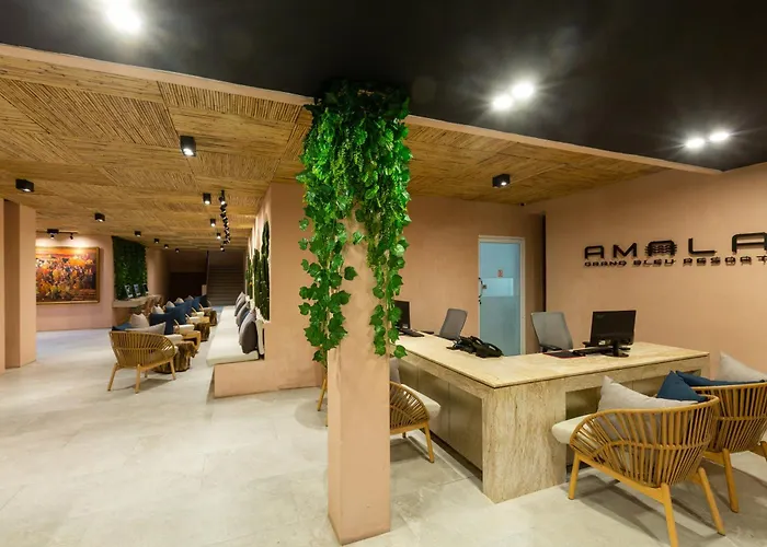 Amala Grand Bleu Resort Hilltops - Sha