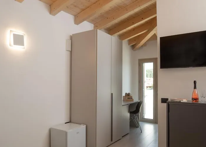 Theodore Rooms San Teodoro 