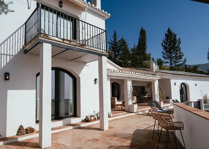 Hearts & Home Mijas