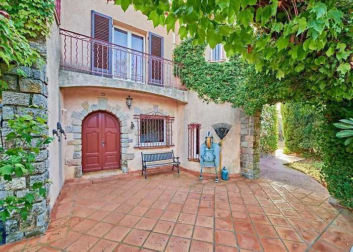VILLA MERCEDES 300 m de la plage La Londe-les-Maures