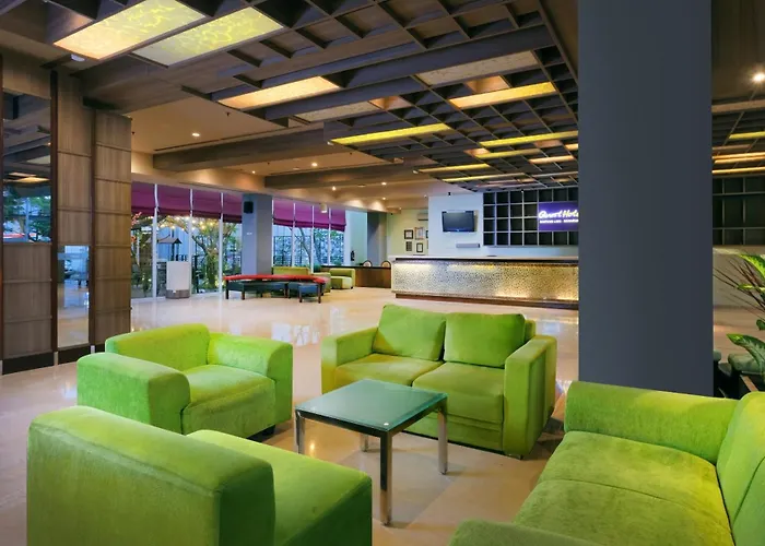 Quest Hotel Simpang Lima - Semarang By Aston