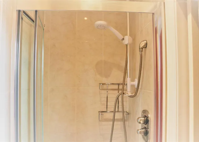 Telford House Bed & Breakfast Milton Keynes