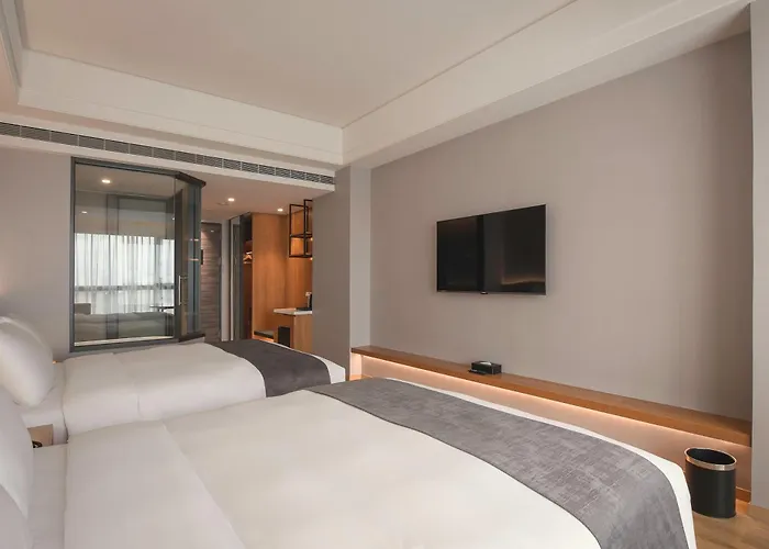 Grand Banyan Hotel