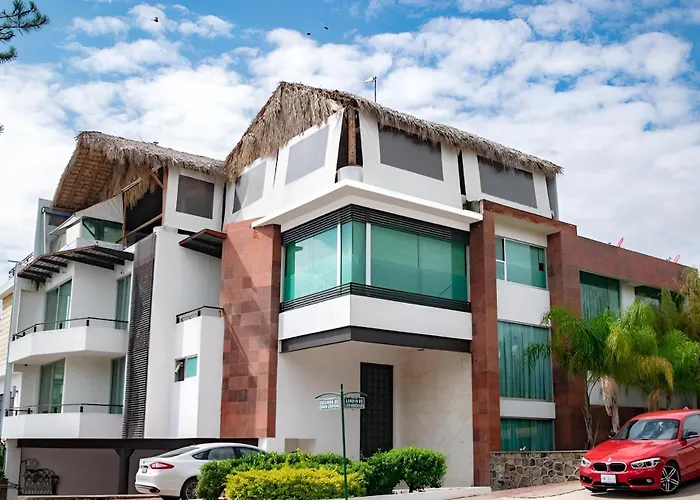 Giakor Suites - Gran Jardín