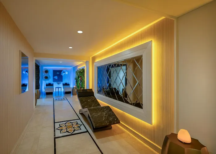Les Ambassadeurs Hotel Casino&Marina Kyrenia 