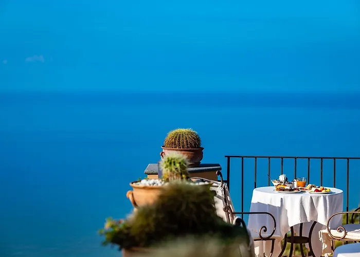 Marulivo Hotel