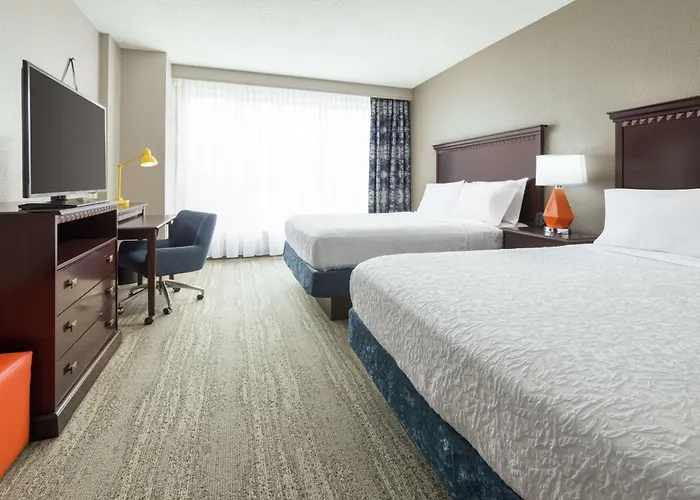 Hampton Inn & Suites National Harbor/Alexandria Area