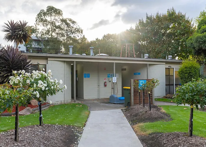 Nrma Bairnsdale Riverside Holiday Park