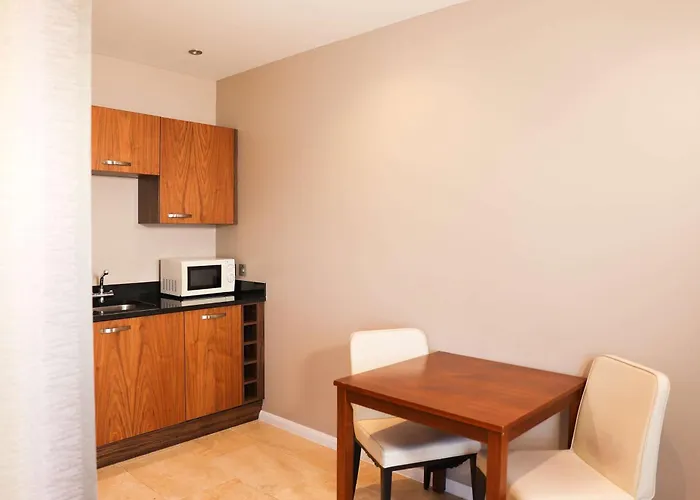 Doubletree By Hilton Milton Keynes Hotel