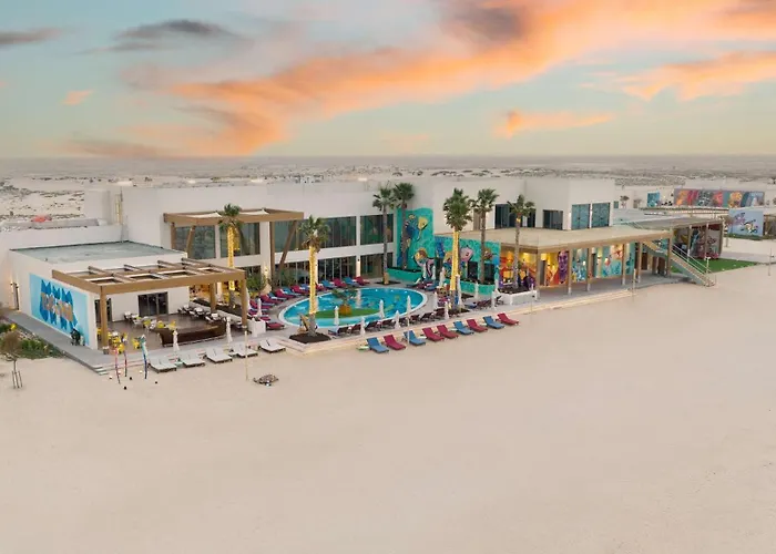 Fuwairit Kite Beach, Tapestry Collection By Hilton