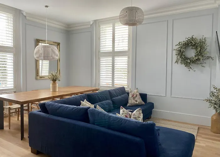 Railway House York By Chateau Anna